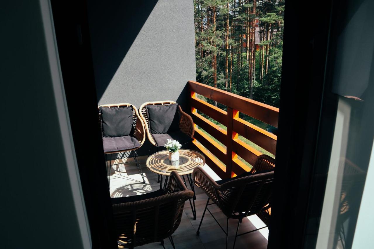 Holiday, Leonardo Vi Apartment *